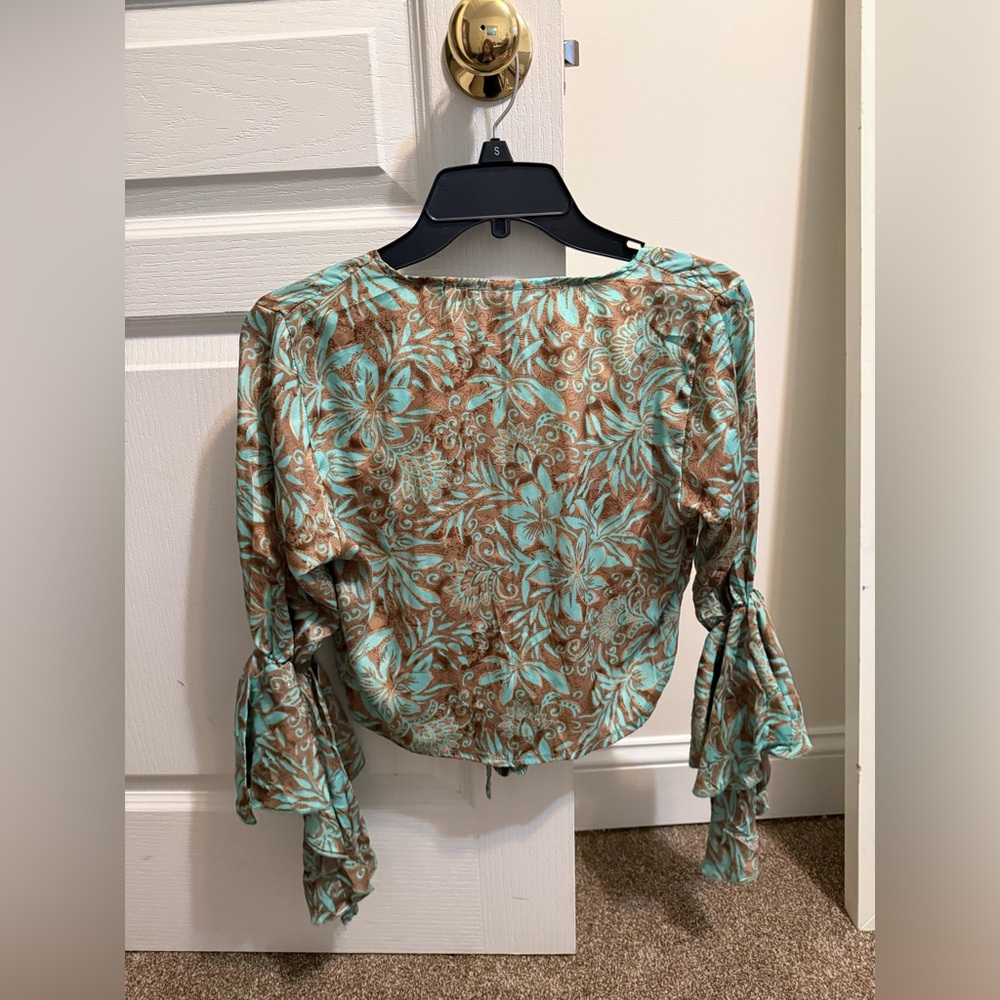 Two Piece Set - image 8